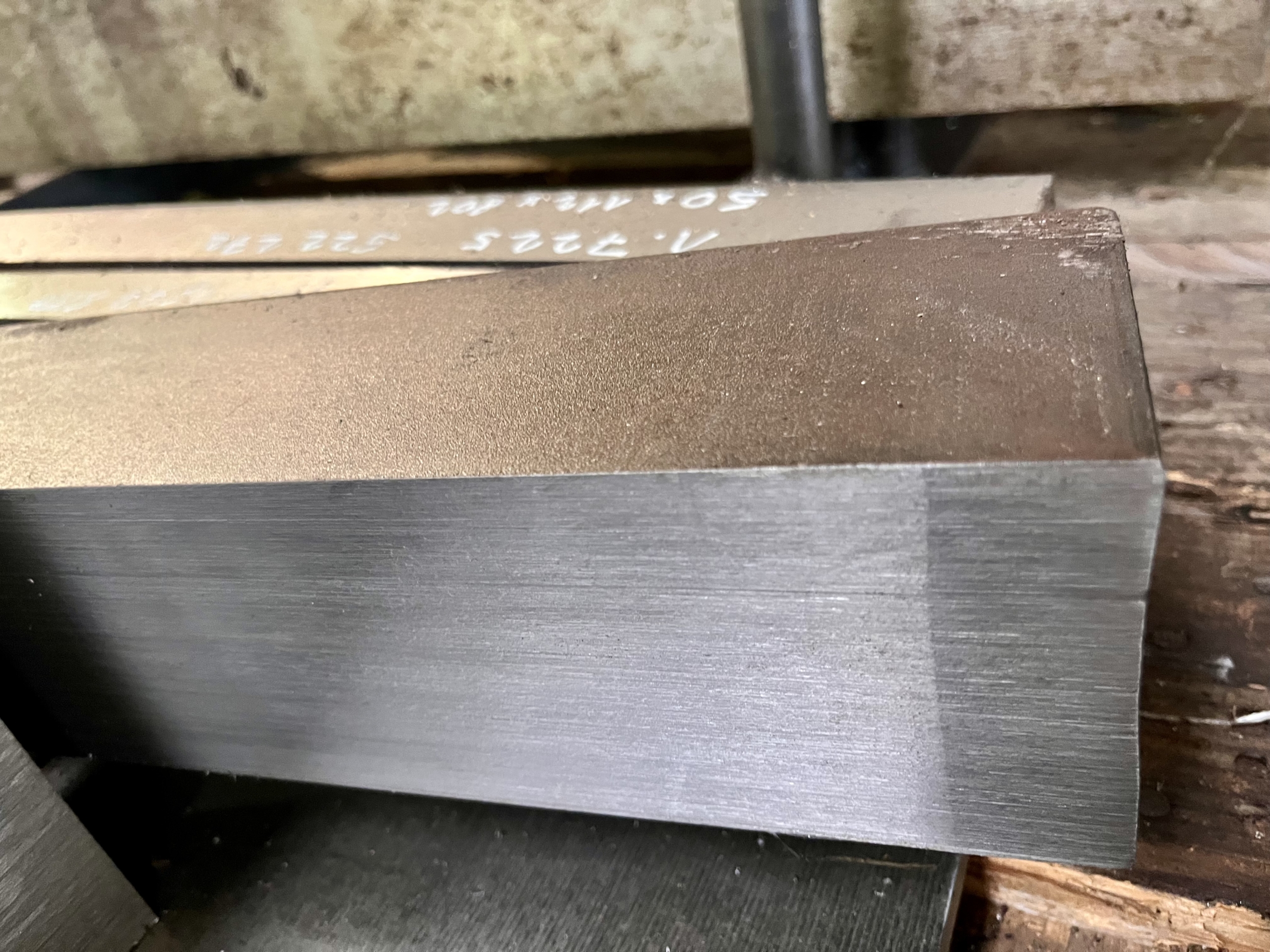 1.2344 Spezialstahl ab Lager kaufen. 