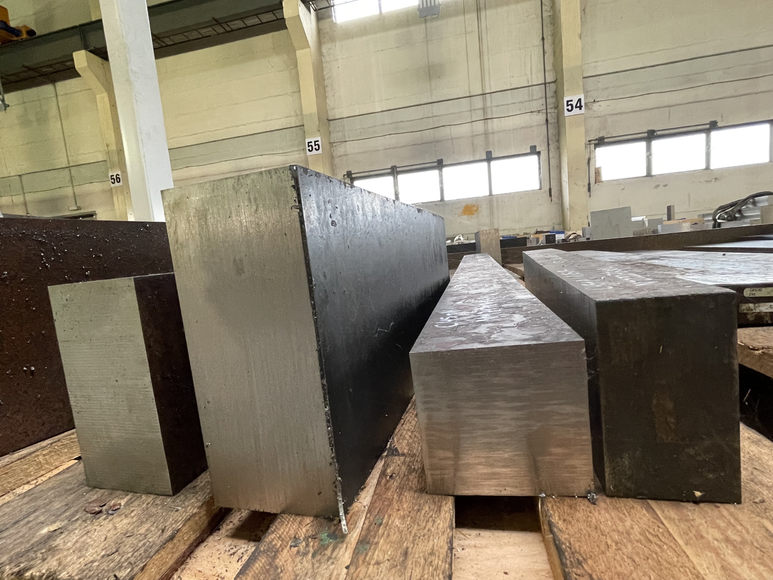 1.3505 aus Lagervorrat - Spezialstahl Zeithain