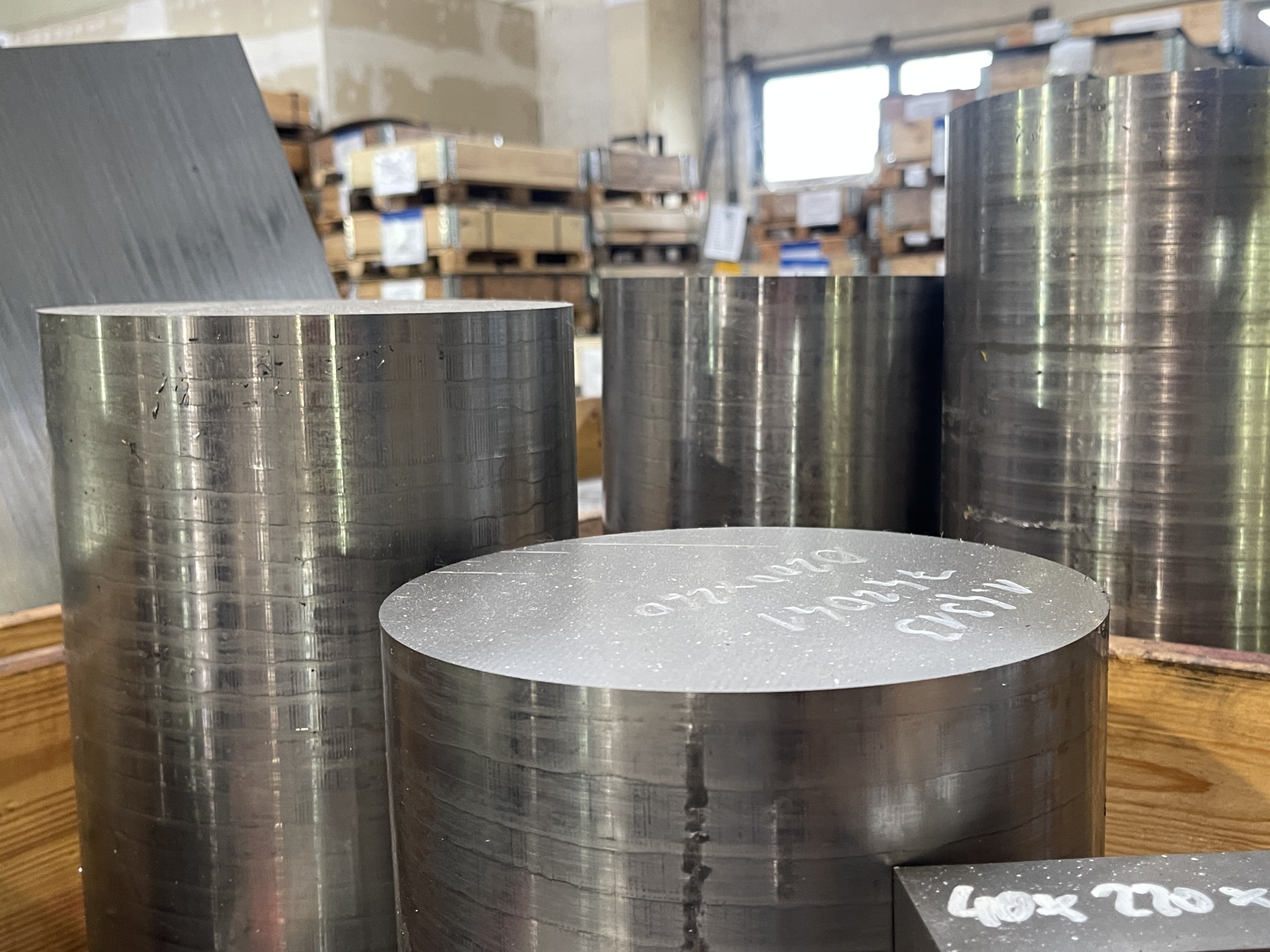 1.4313 Stahlzuschnitte an Lager kaugen. 