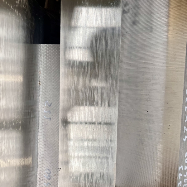 1.4550 Zuschnitte aus Vorrat bestellen.