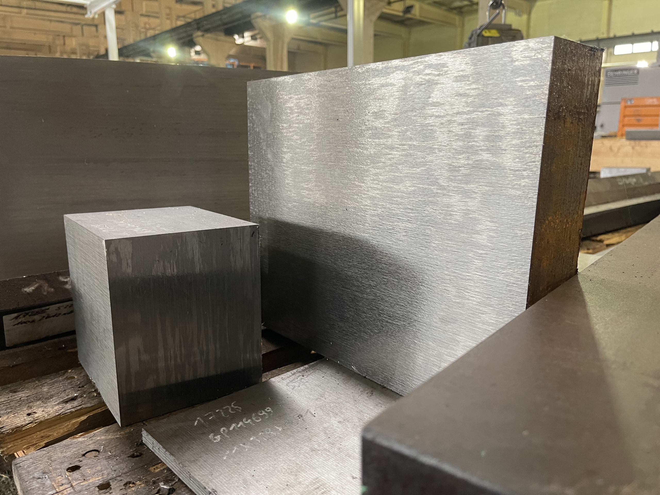 1.4539 Zuschnitt ab Lager bestellen