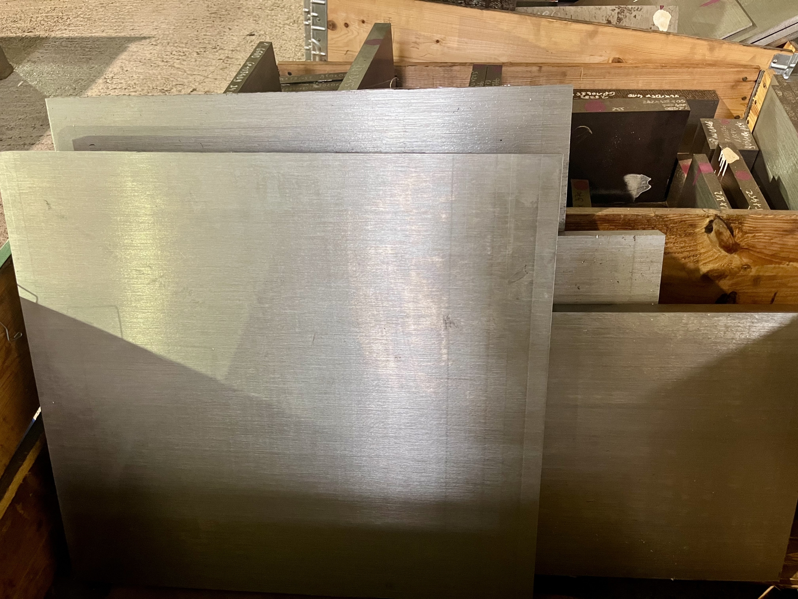 1.4541 aus Lagervorrar bestellen. 