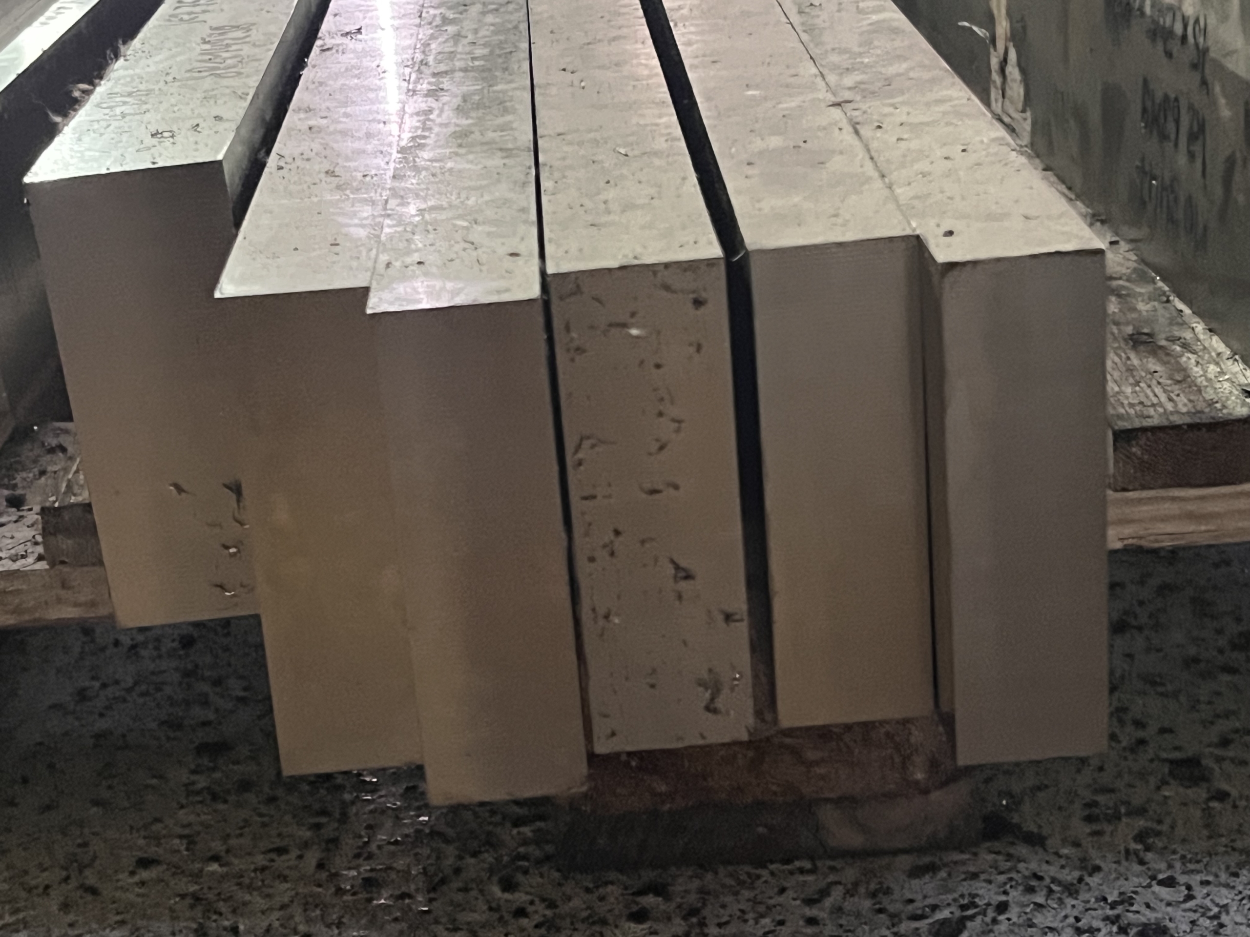 1.6526 aus Lagervorrat bestellen