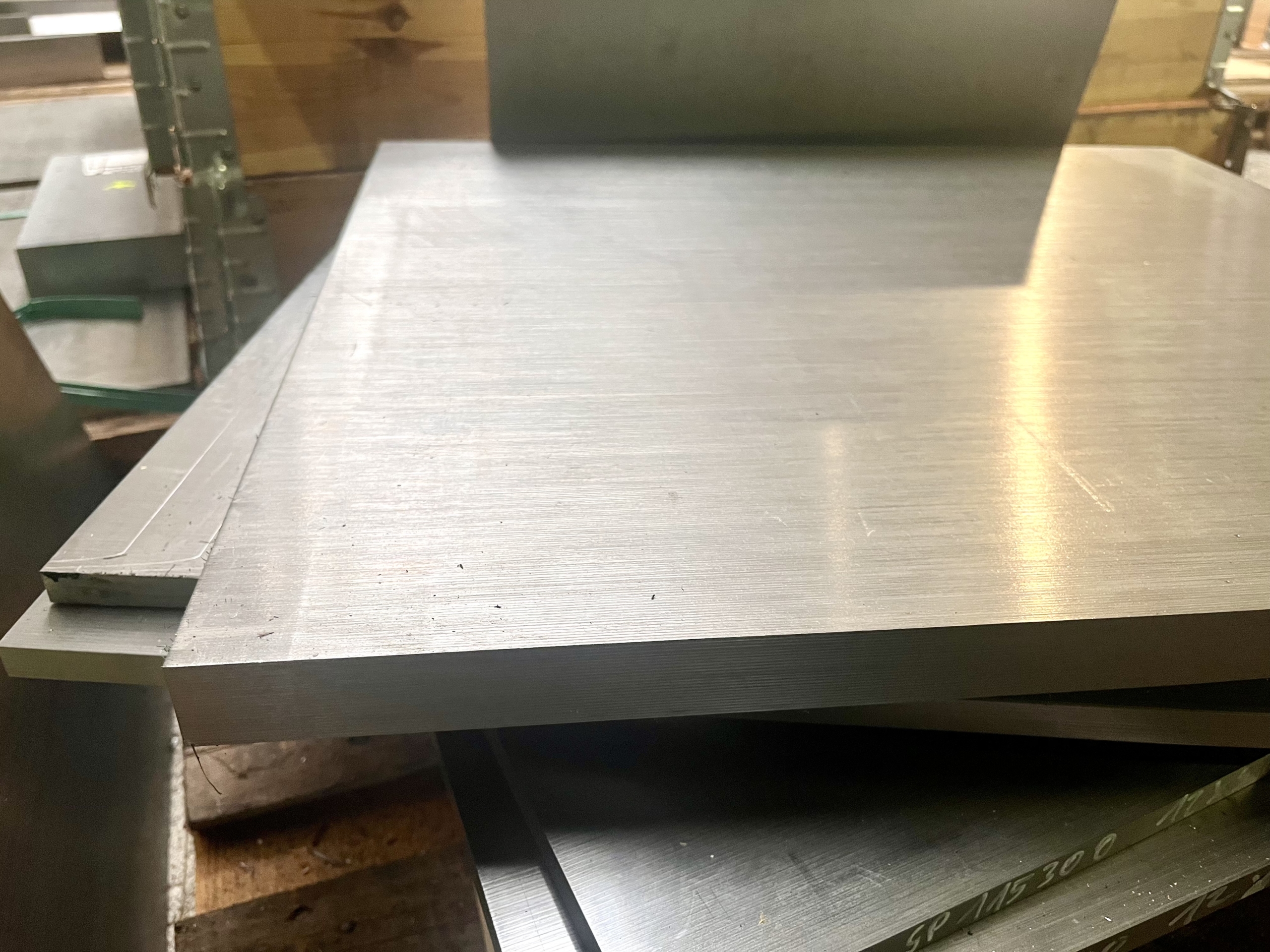 1.6957 aus Lagervorrat kaufen