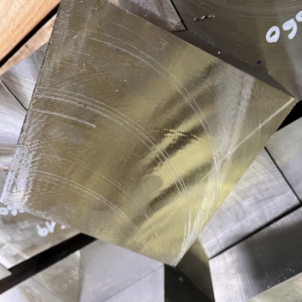 1.2738 ab Lager kaufen. 