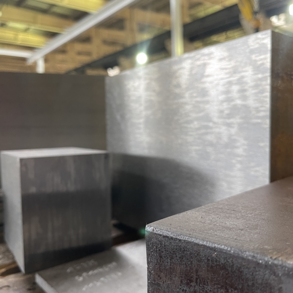 1.2365 aus Lagervorrat kaufen. 